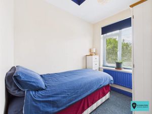 Bedroom- click for photo gallery